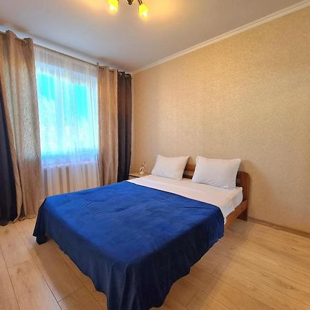 Decebal 2 Appartement Chişinǎu Buitenkant foto