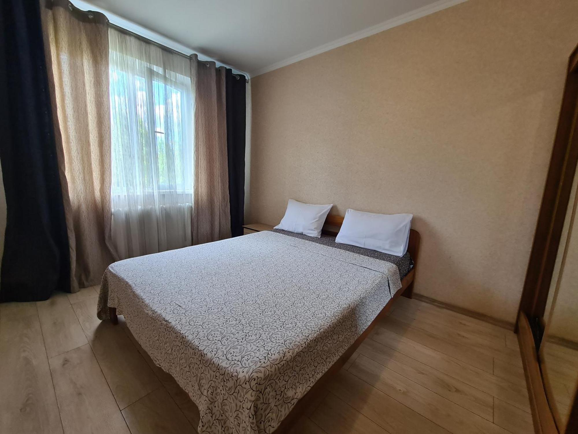 Decebal 2 Appartement Chişinǎu Buitenkant foto